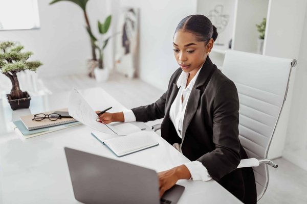 Conseils pour choisir une plateforme d'emploi fiable aux Herbiers
